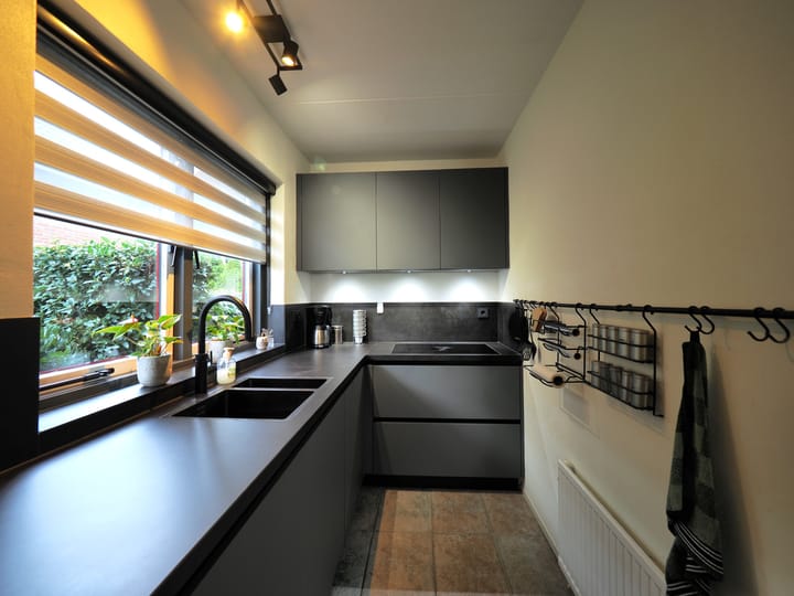 Photo 19 of Waterlelie 1