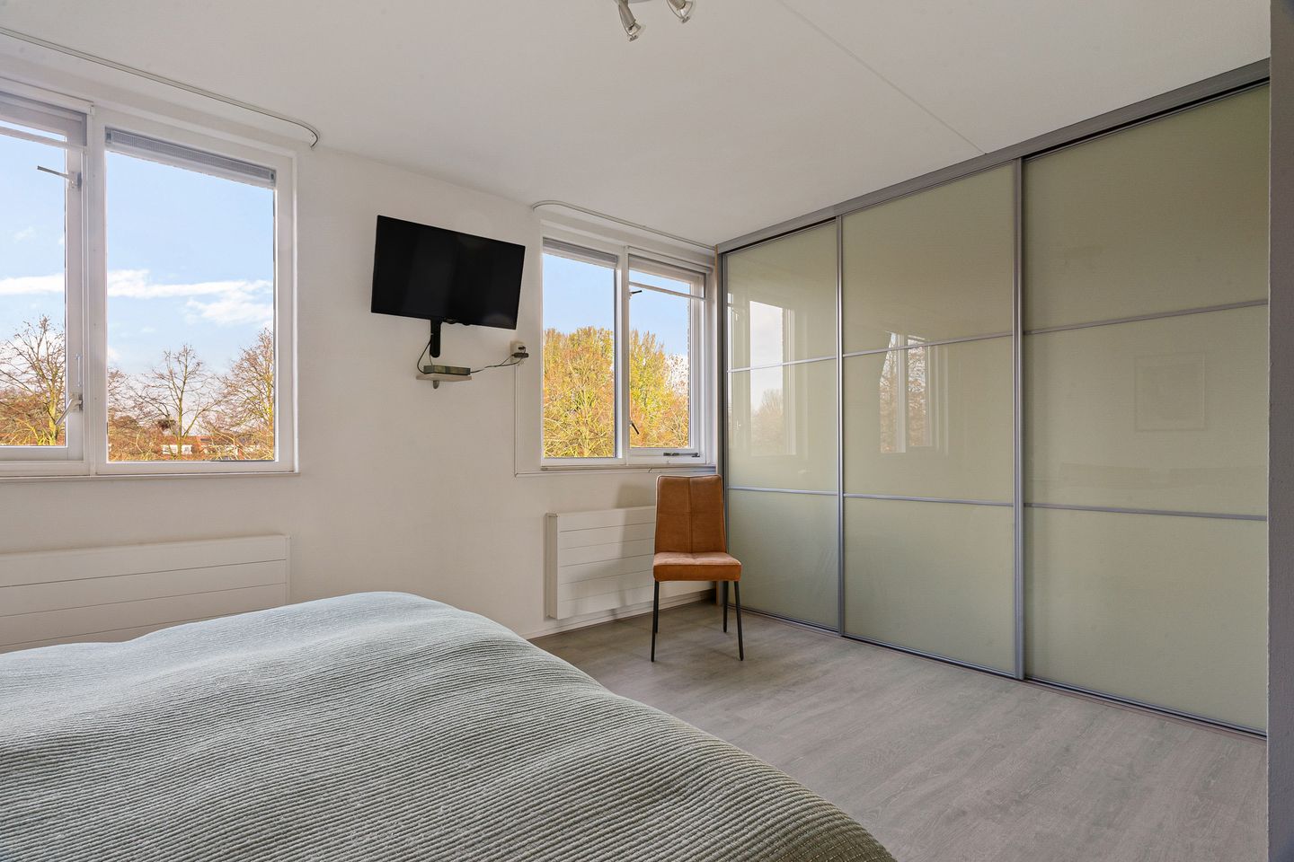 Photo 29 of Distelvlinderberm 98