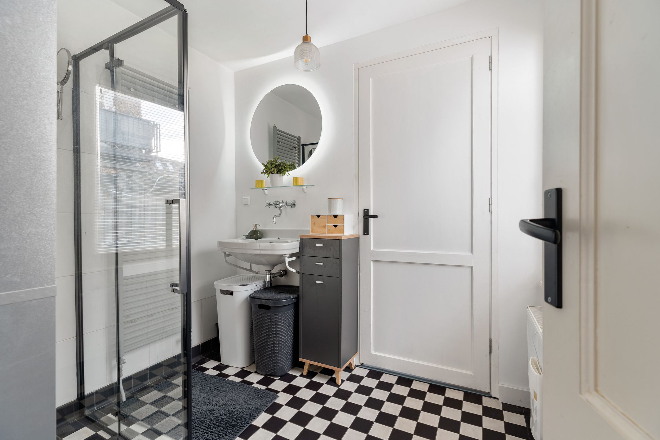 Photo 3 of Newtonstraat 276