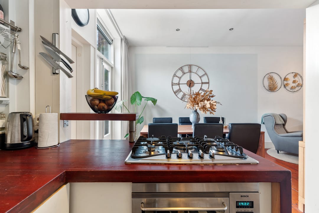 Photo 11 of Newtonstraat 276