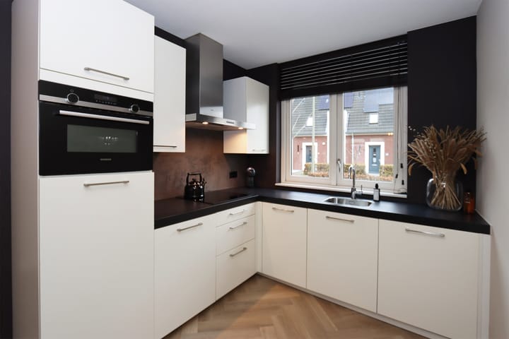 Photo 3 of Dakotastraat 12