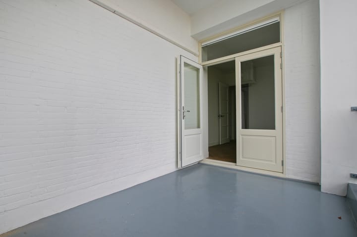 Photo 21 of Middenweg 79-A2