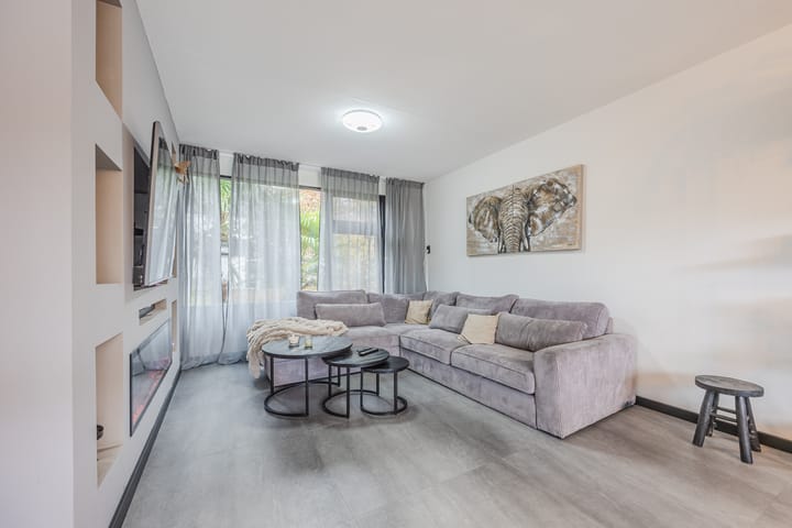 Foto 5 van Heilige Stoel 5931