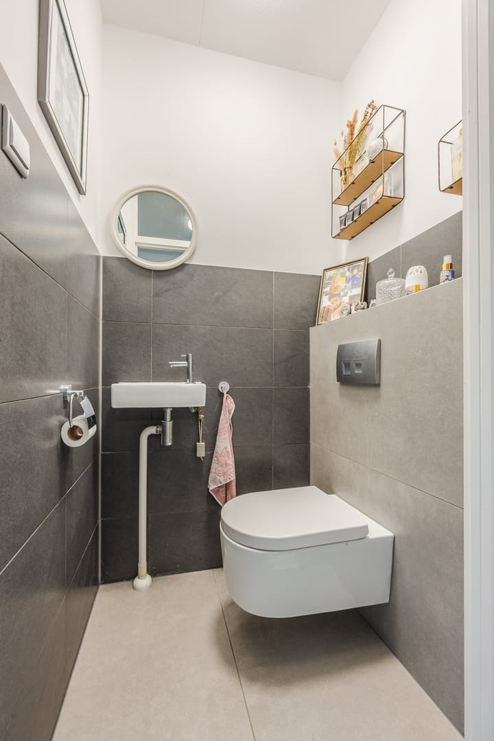 Foto 17 van Heilige Stoel 5931