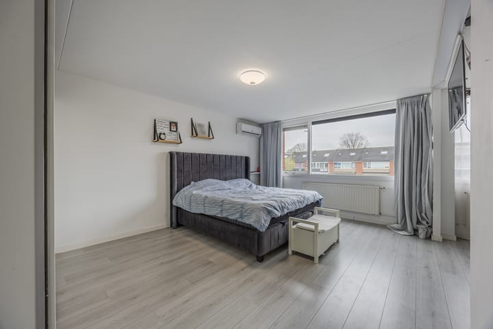 Foto 18 van Heilige Stoel 5931