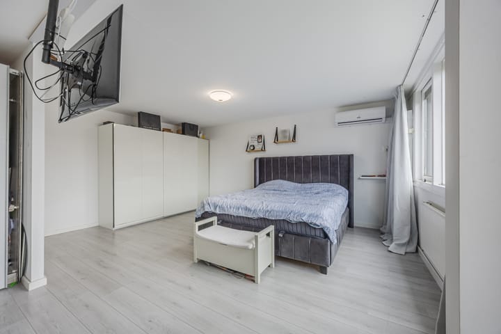 Foto 19 van Heilige Stoel 5931