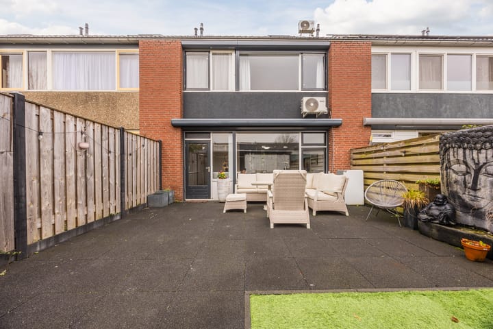 Foto 41 van Heilige Stoel 5931