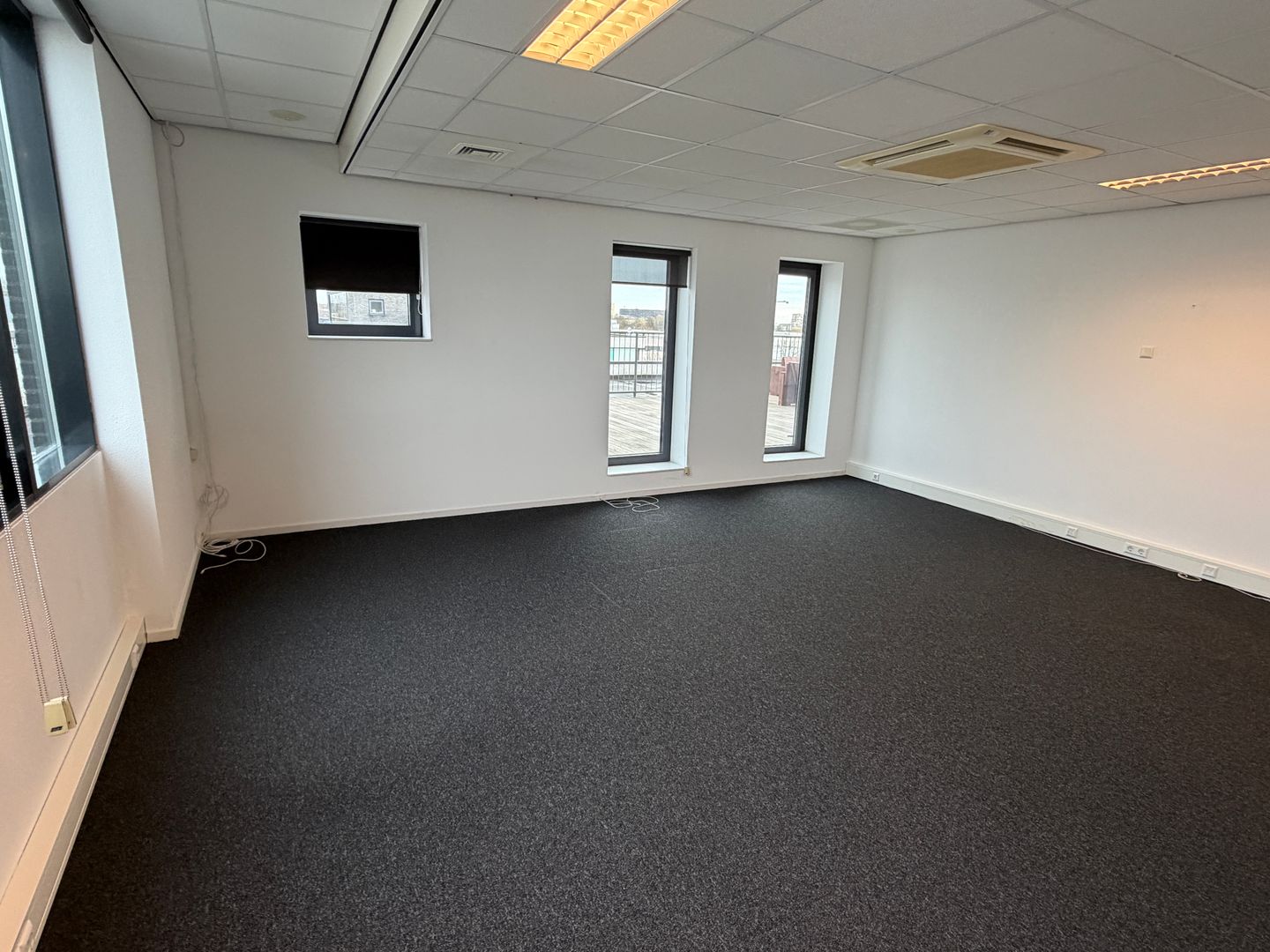 Bekijk foto 3 van A. van Leeuwenhoekweg 38-C20