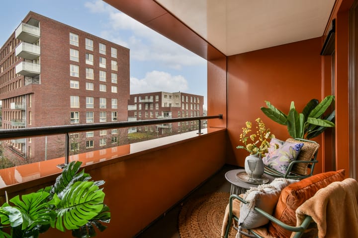 Photo 9 of Burgemeester van Stamplein 36