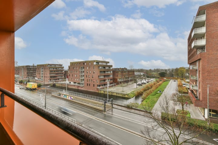 Photo 10 of Burgemeester van Stamplein 36