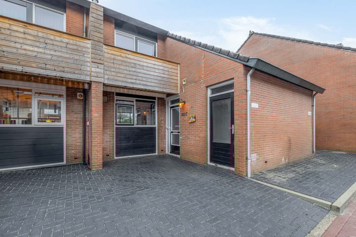 Foto 2 van Kruiszwin 3607