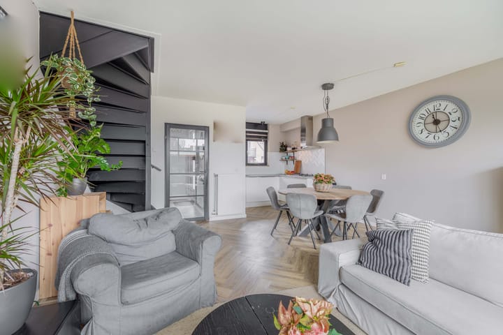 Foto 7 van Kruiszwin 3607