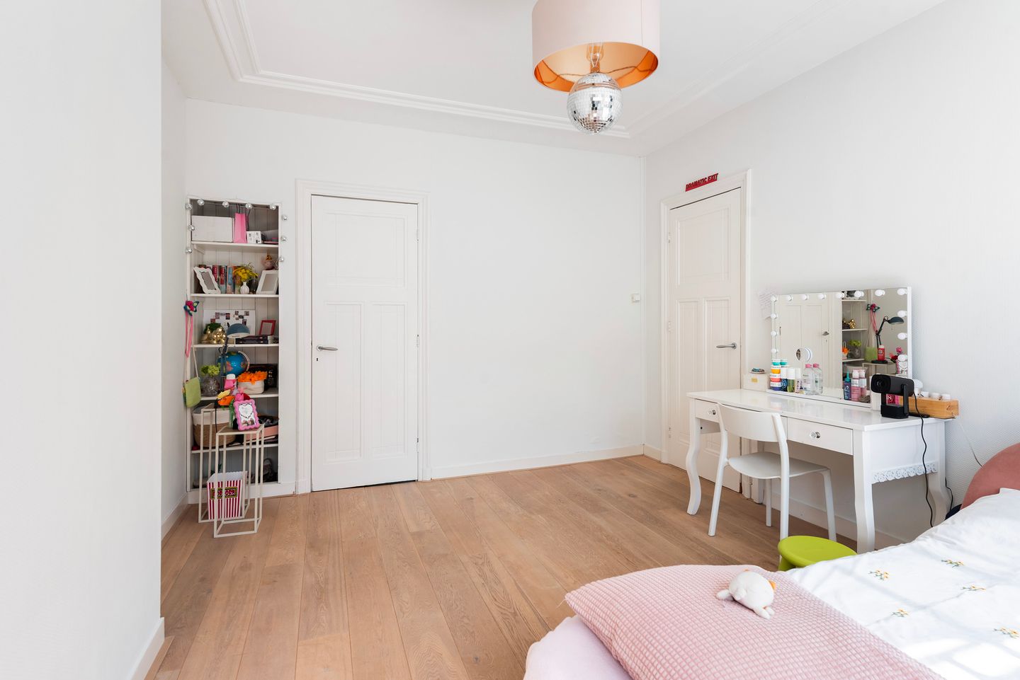 Photo 19 of Van Loostraat 21