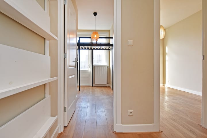 Photo 28 of Abrikozenstraat 150