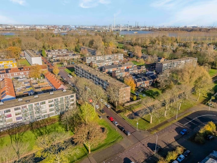 Photo 6 of Orchideestraat 2-C