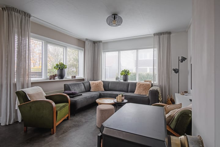 Foto 4 van De Wittstraat 4