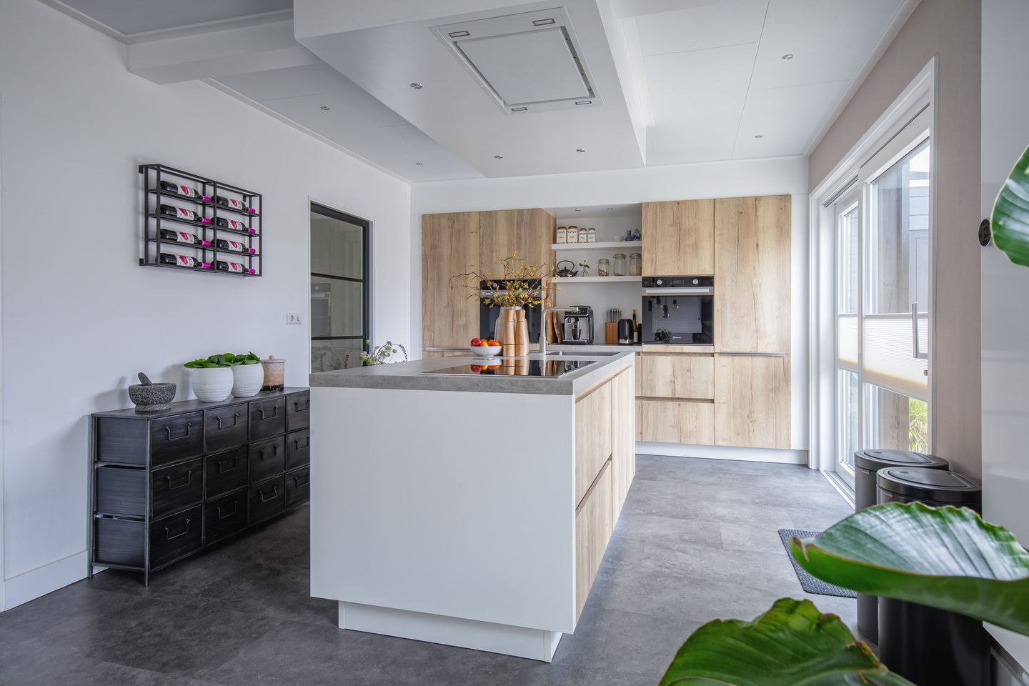 Foto 10 van De Wittstraat 4