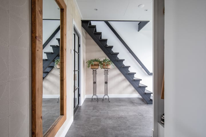 Foto 16 van De Wittstraat 4