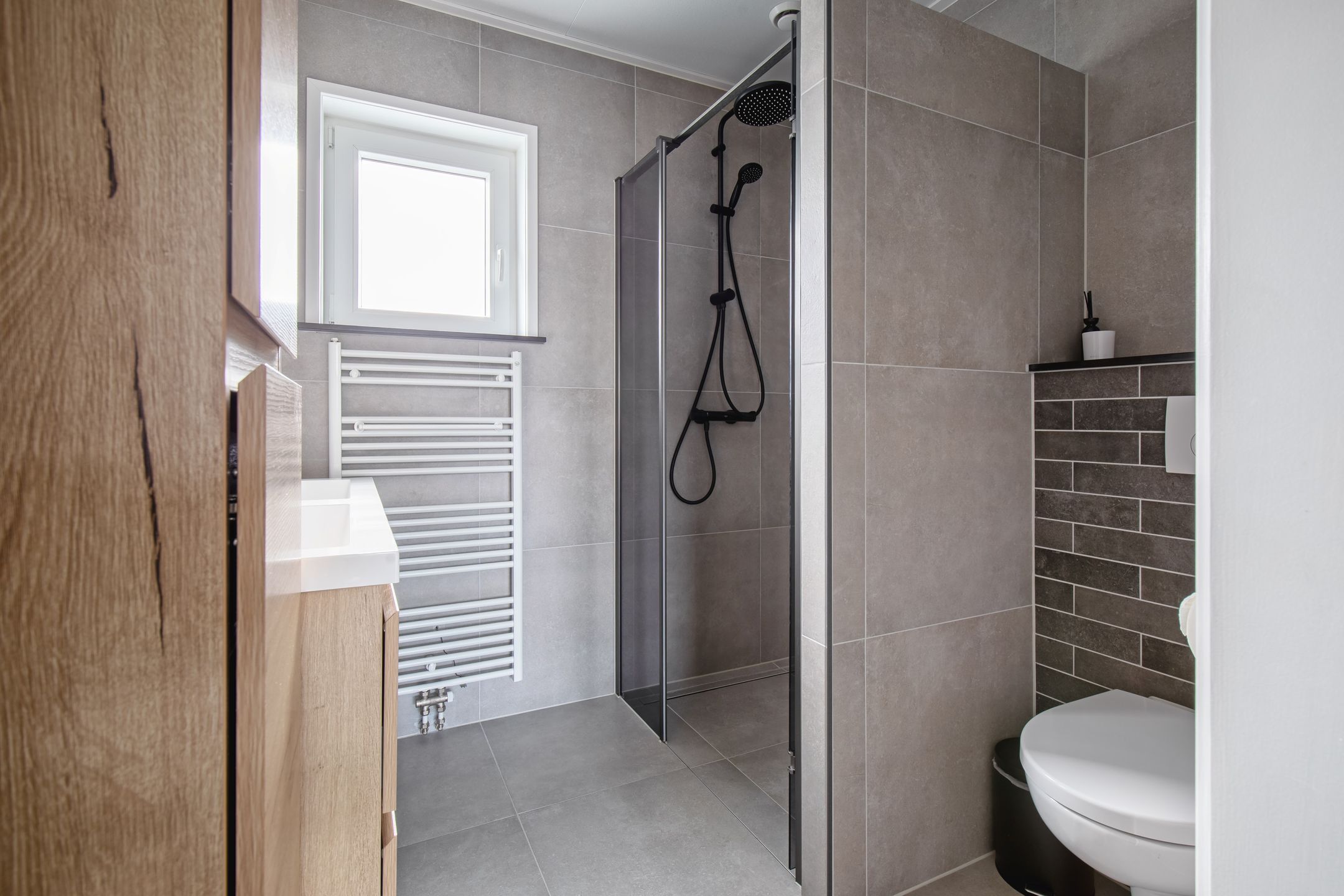 Foto 18 van De Wittstraat 4