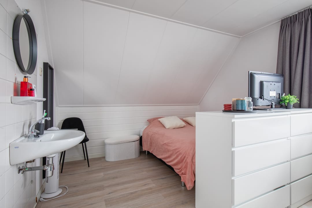 Foto 37 van De Wittstraat 4