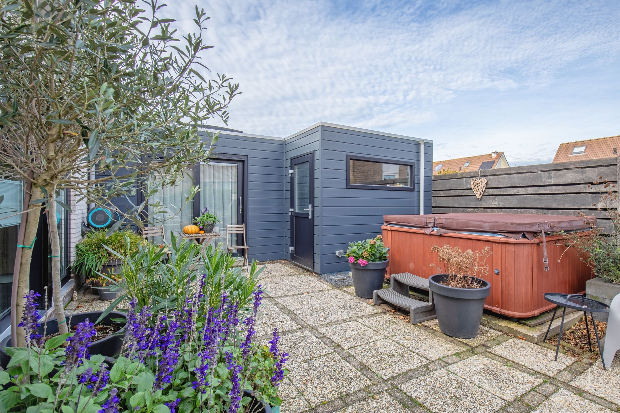 Foto 42 van De Wittstraat 4