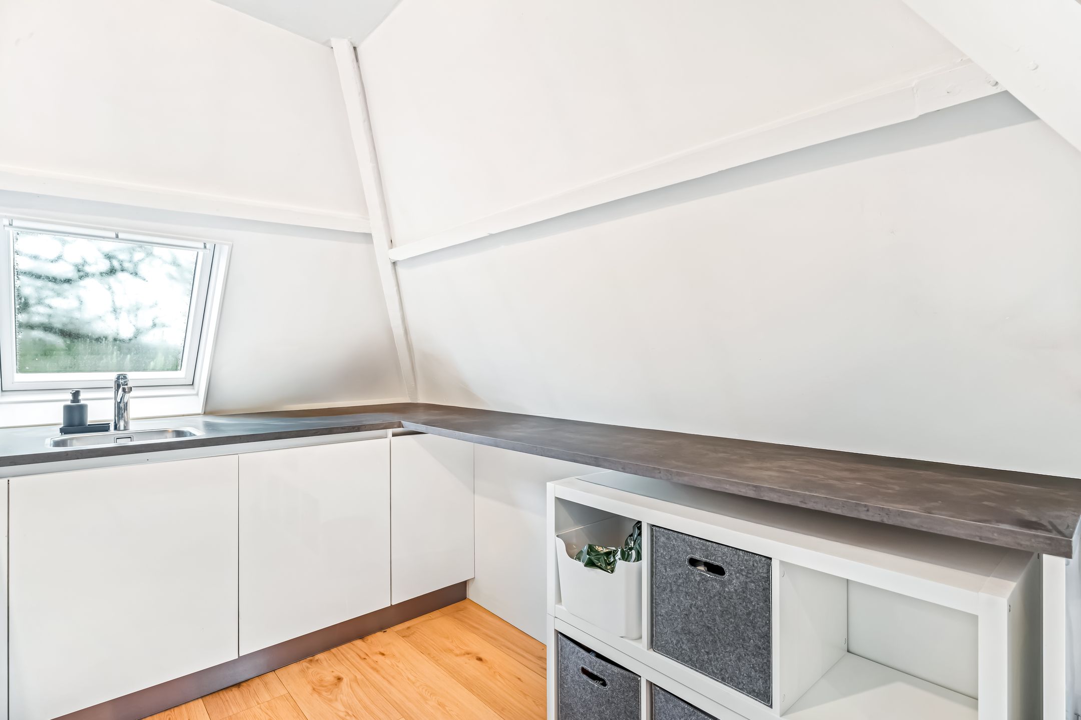 Photo 9 of Woudenbergseweg 50-D