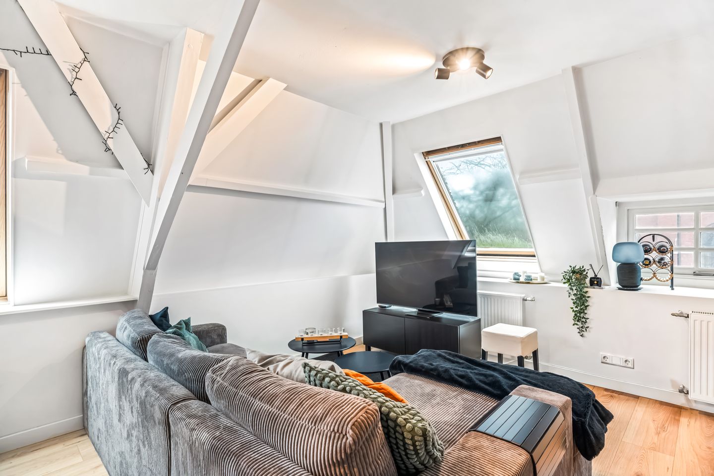 Photo 19 of Woudenbergseweg 50-D