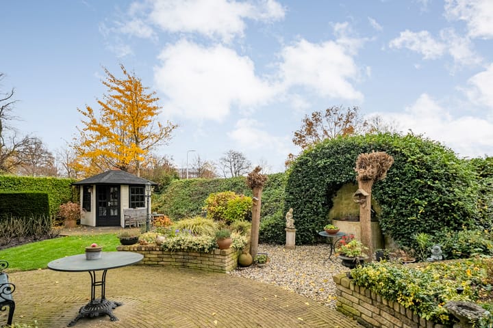 Photo 41 of Walstro 55