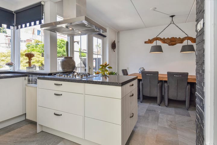 Photo 10 of Veilingstraat 1