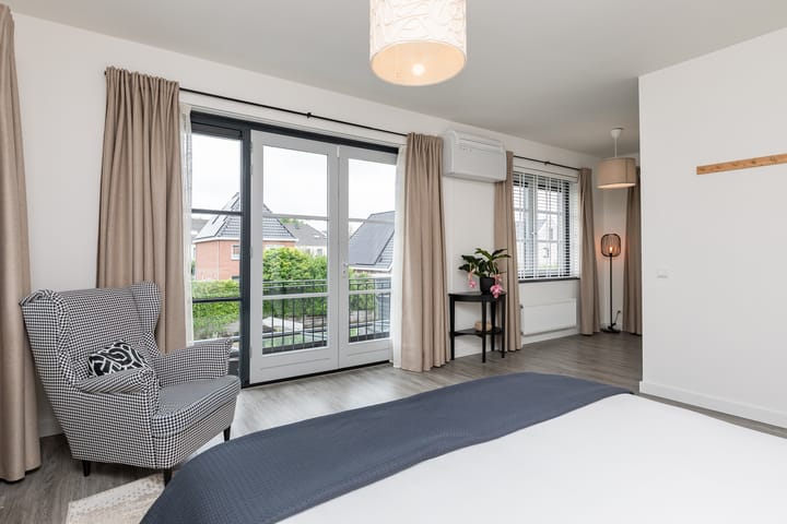 Foto 60 van Niels Bohrstraat 12