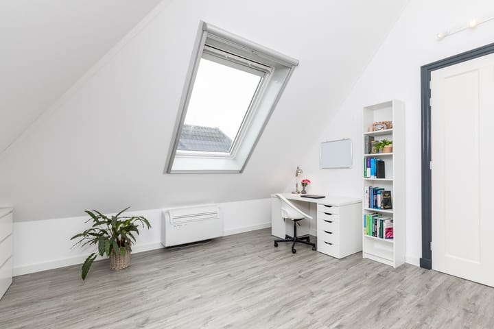 Foto 86 van Niels Bohrstraat 12