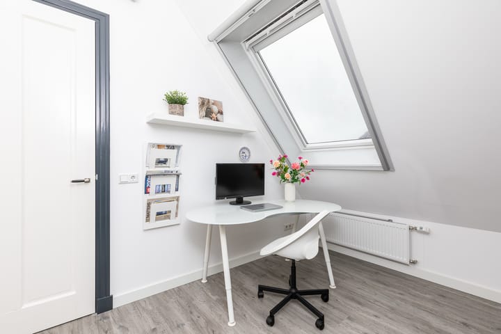 Foto 89 van Niels Bohrstraat 12