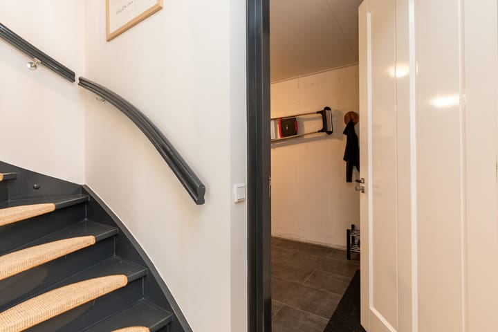 Foto 95 van Niels Bohrstraat 12