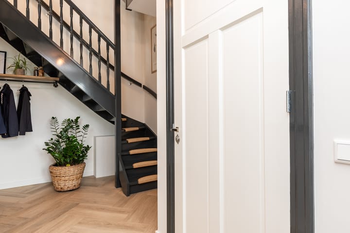 Foto 94 van Niels Bohrstraat 12