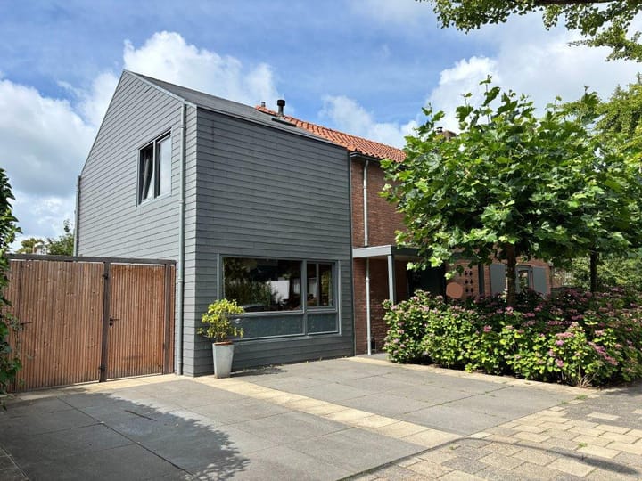 Prinses Beatrixstraat 24