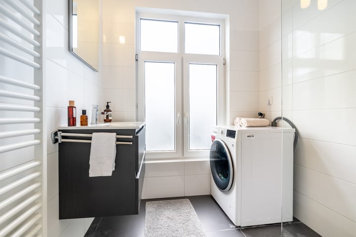 Photo 19 of Spoorstraat 12-A