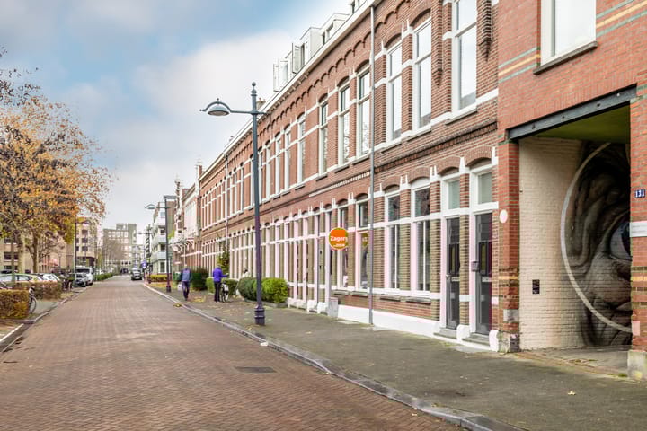 Photo 31 of Spoorstraat 12-A