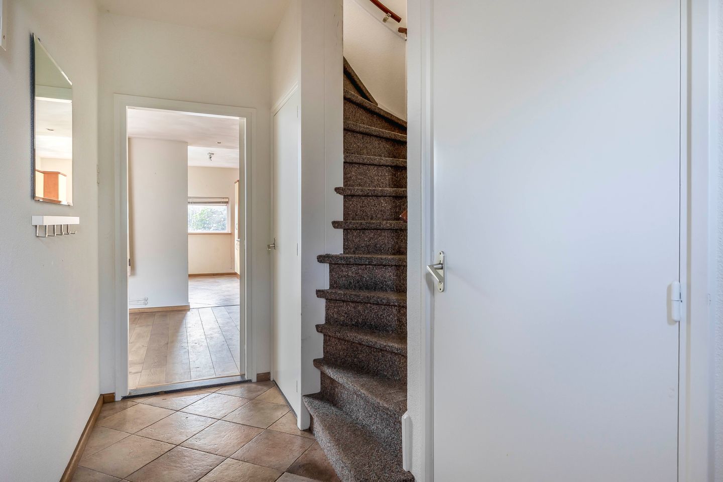 Foto 19 van van Gentstraat 9