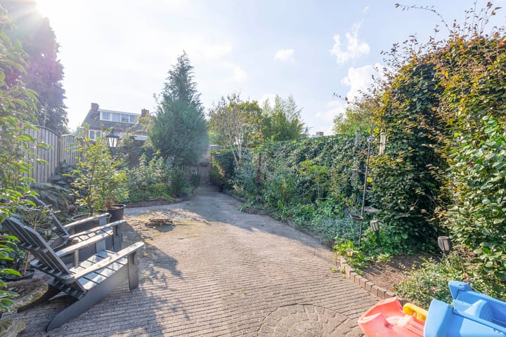 Foto 17 van van Gentstraat 9