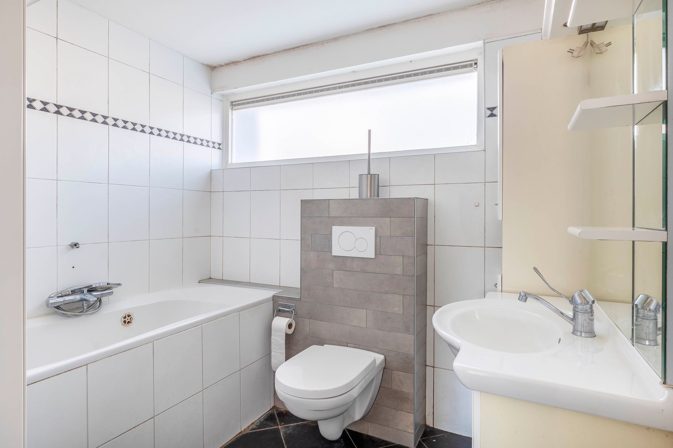 Foto 21 van van Gentstraat 9