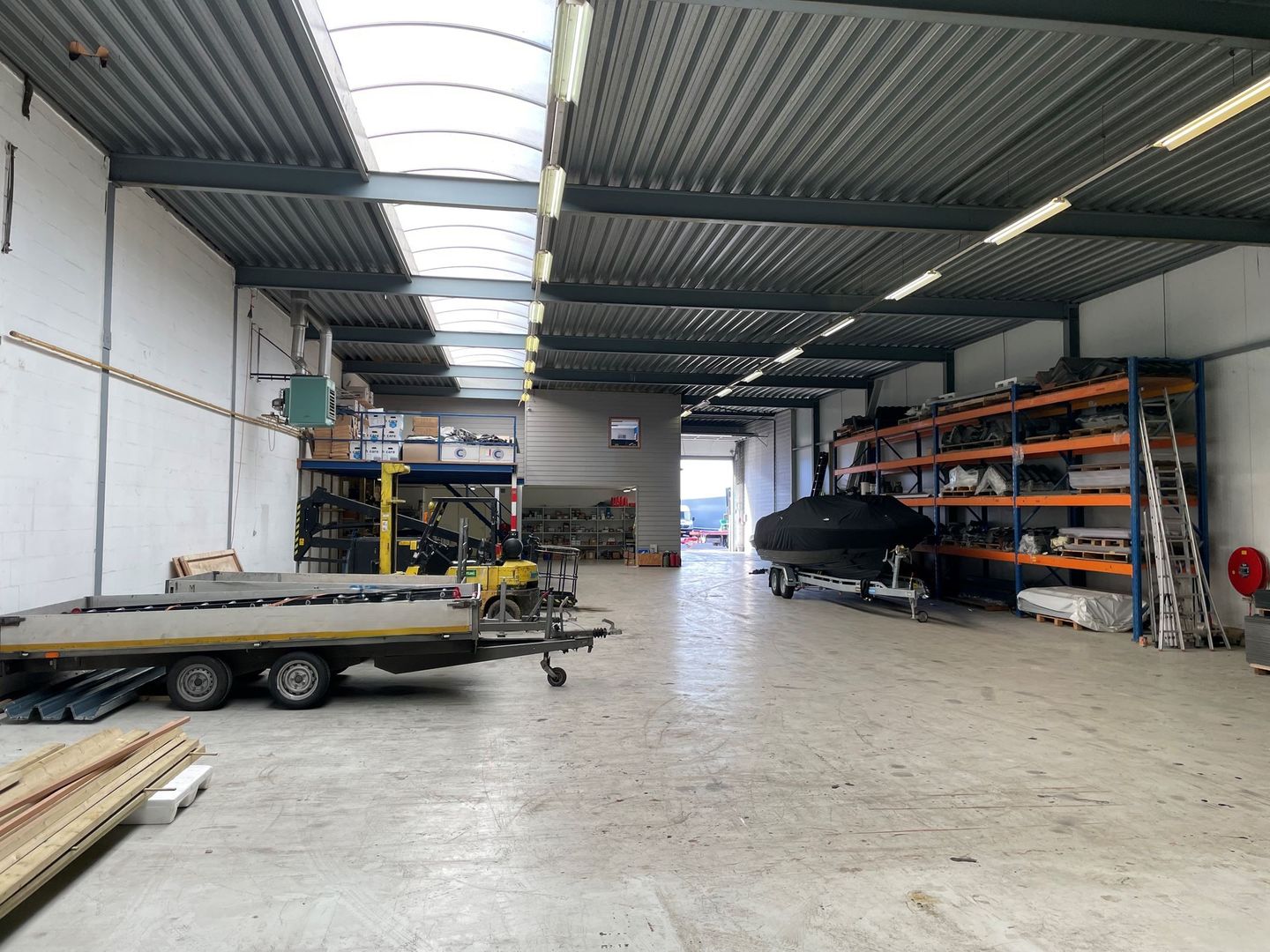 View photo 2 of Nikkelstraat 16