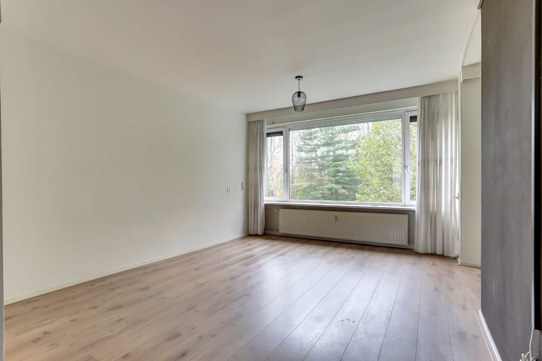 Foto 8 van Van der Helmstraat 255