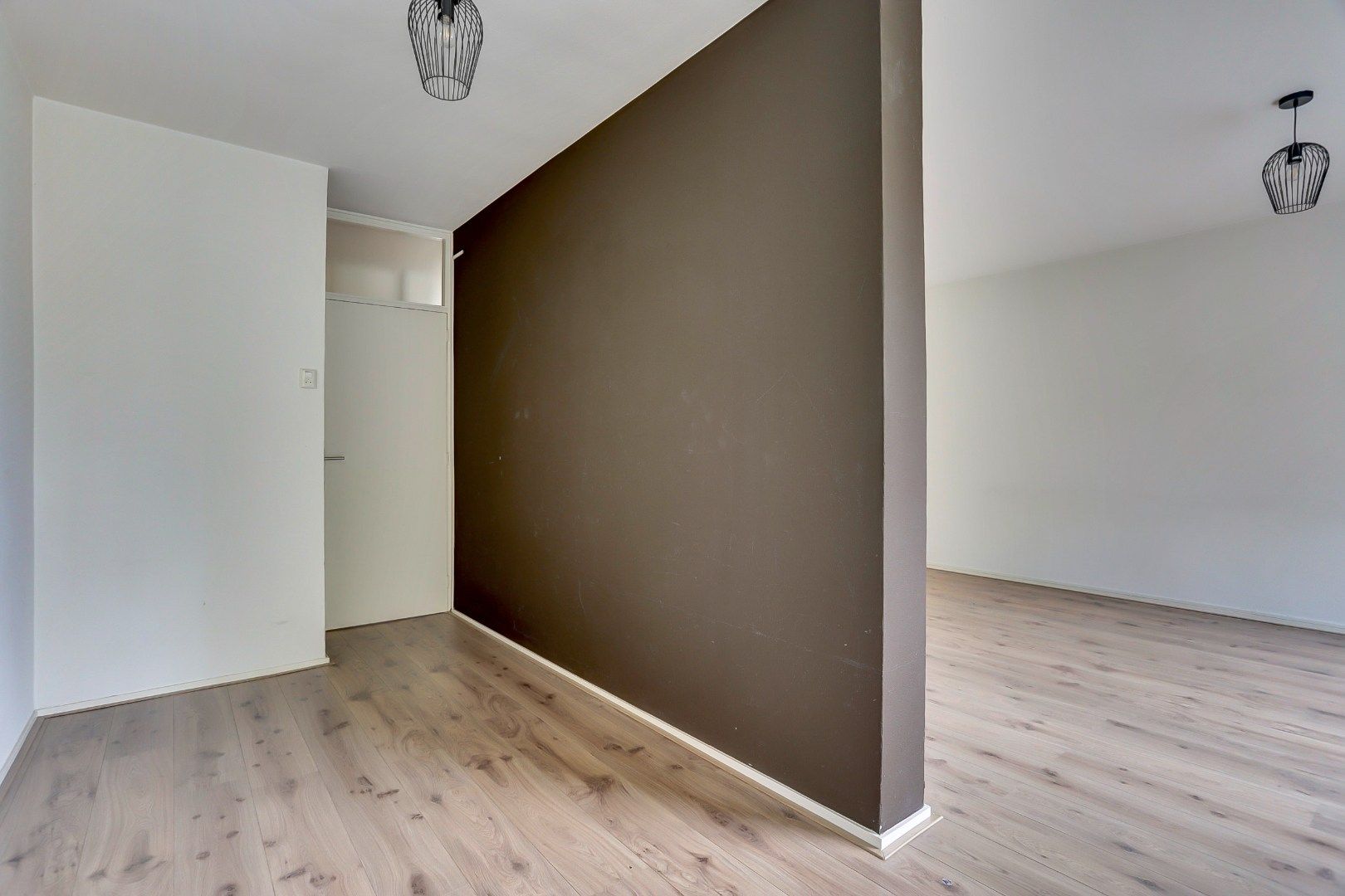 Foto 9 van Van der Helmstraat 255