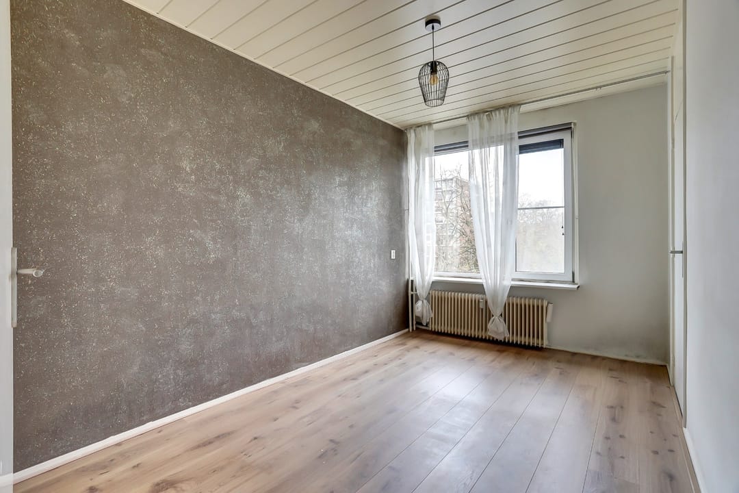 Foto 13 van Van der Helmstraat 255