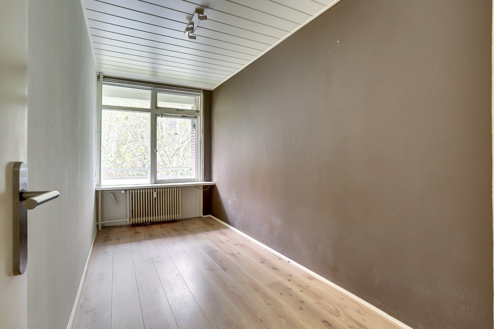 Foto 15 van Van der Helmstraat 255