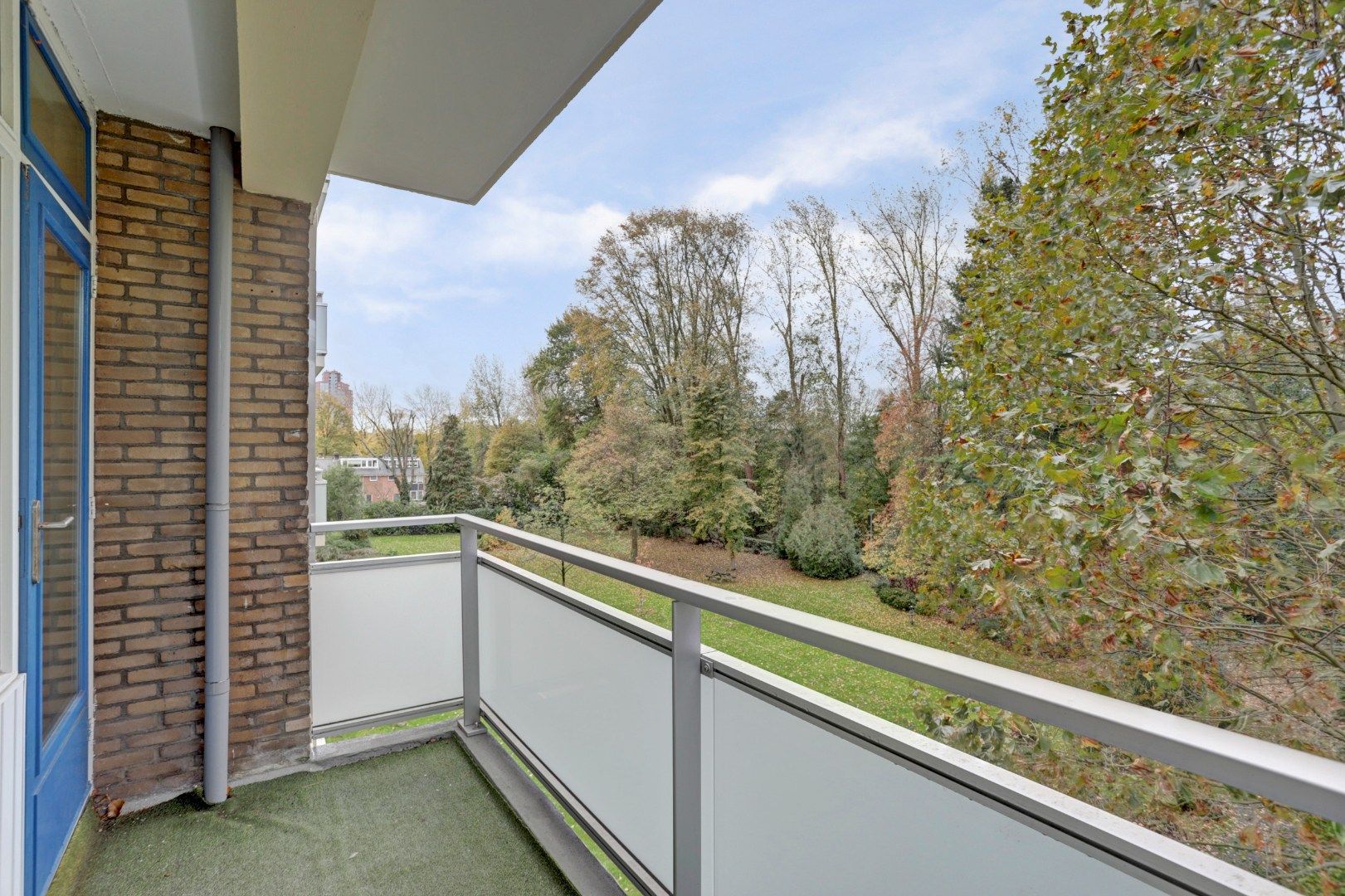 Foto 18 van Van der Helmstraat 255