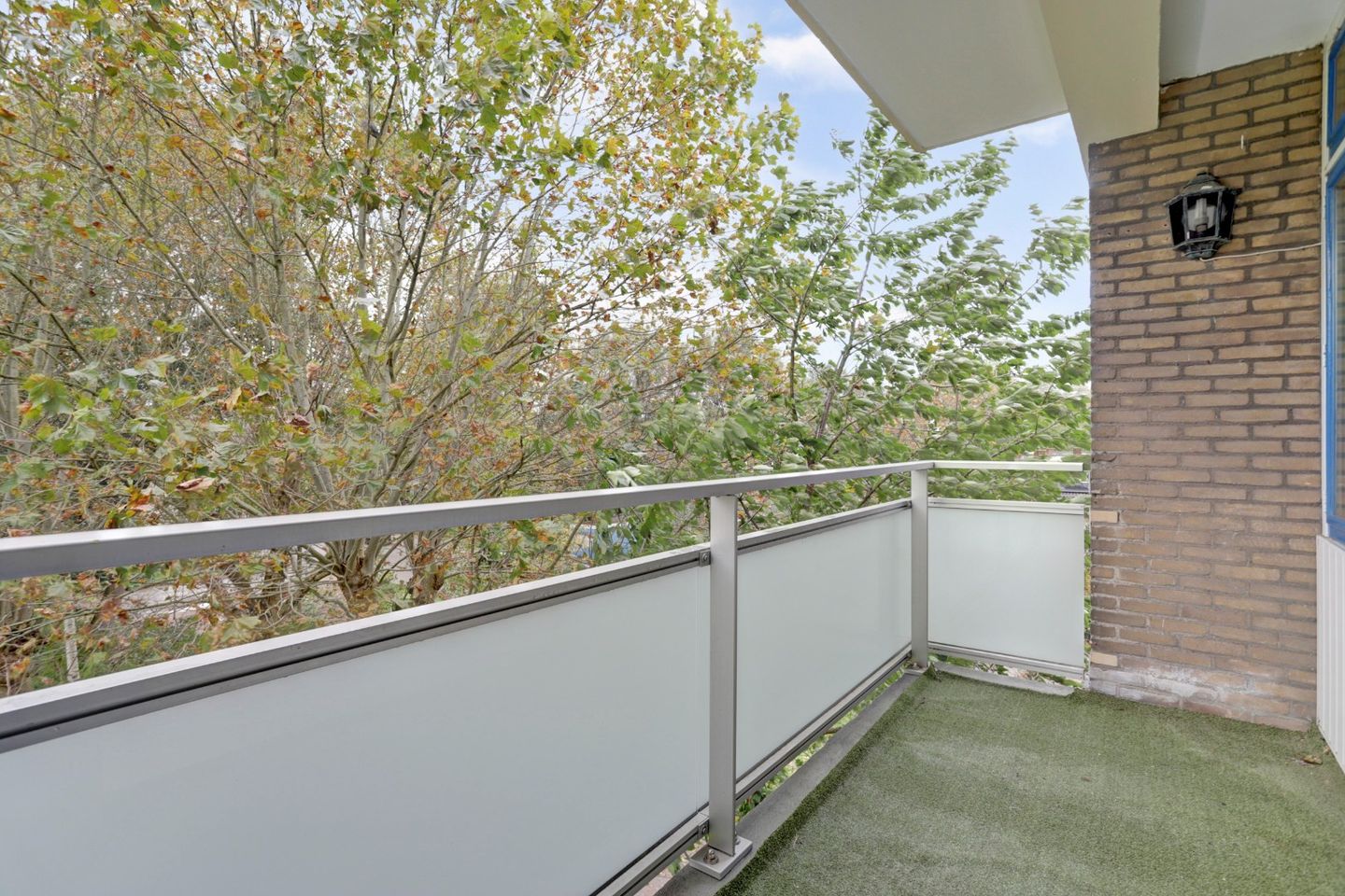 Foto 19 van Van der Helmstraat 255