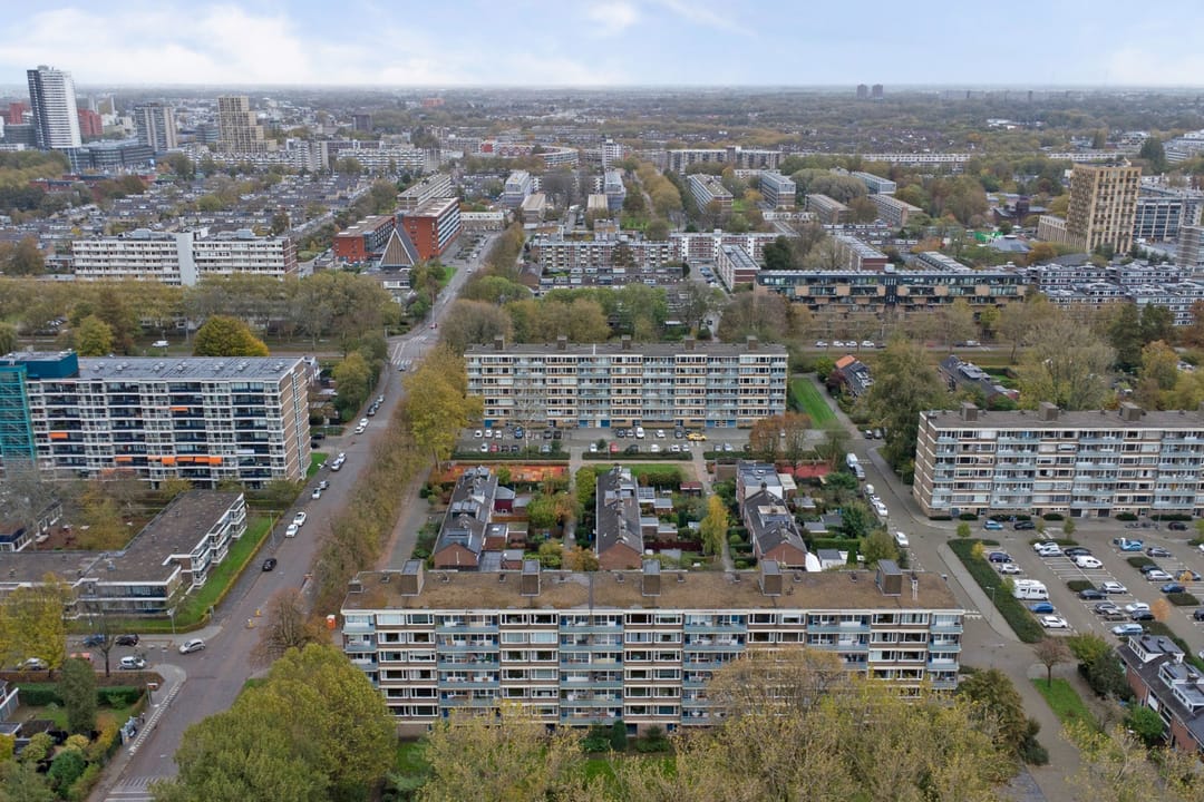 Foto 23 van Van der Helmstraat 255