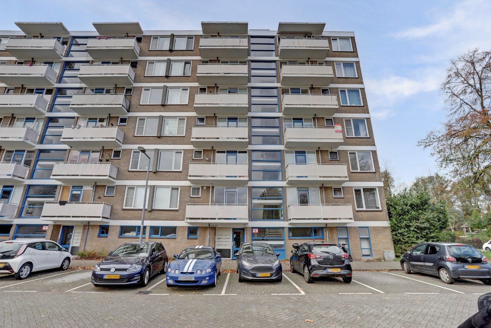 Foto 24 van Van der Helmstraat 255