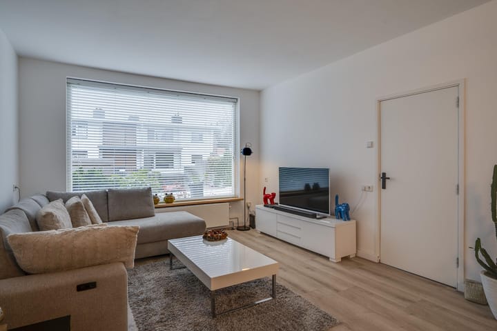 Foto 8 van Julianusstraat 76